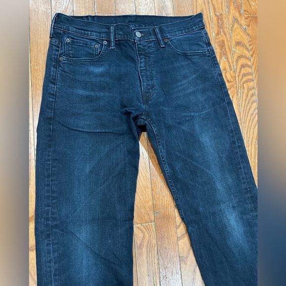 Levi's Men's Deep Indigo Straight Jeans - Picture 3 of 15